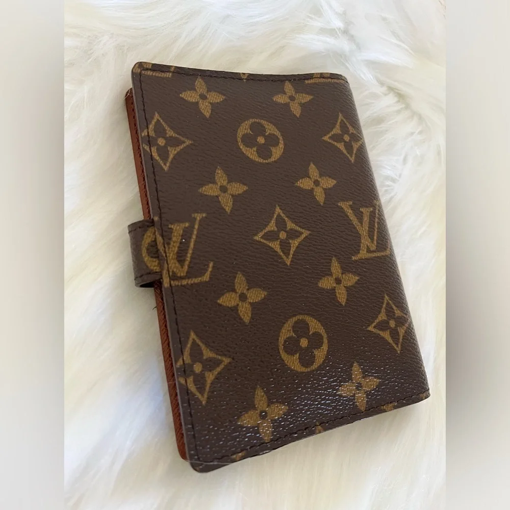 Vintage Louis Vuitton Agenda Passport Holder Monogram PM NWOT 2003